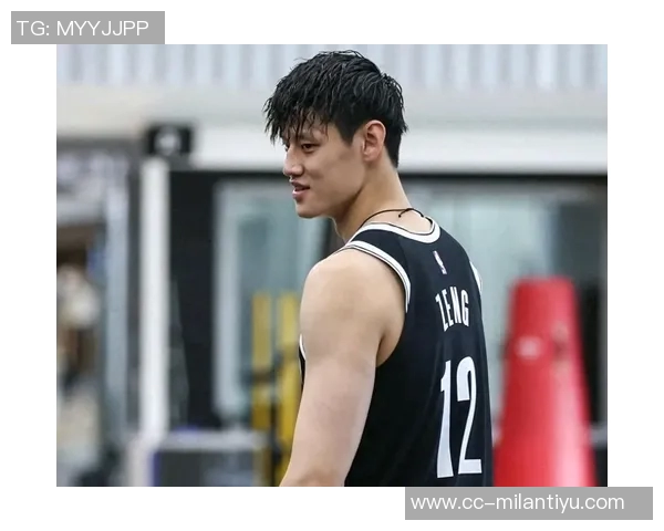 曾凡博NBA中国赛表现平平首战无出手次战坐冷板凳引关注