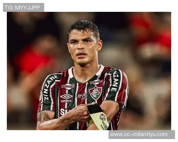 罗马诺透露阿莫林希望引进传统中锋曼联却偏爱其他类型球员